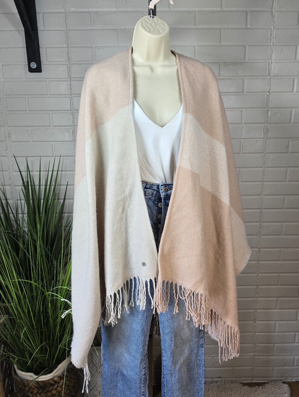 Soia and Kyo Soft Stripe Colorblock Open Front Shawl Cardigan Blush & Cream